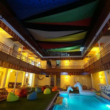 Bagan Vibes Hostel Nyaung-U Exteriör bild